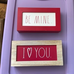2 Rae Dunn Valentine signs